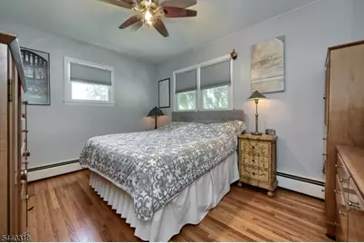 30 Heather Ln, Bloomingdale, NJ 07403 - Photo 9