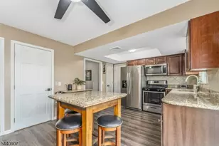 29 Stewartsville Rd, Franklin Township, NJ 08886 - Photo 13
