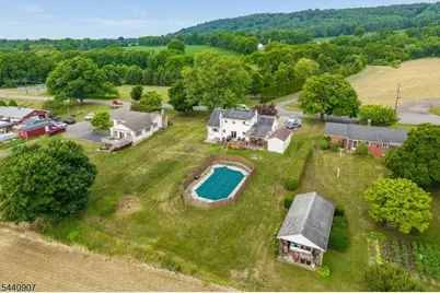 29 Stewartsville Rd, Franklin Township, NJ 08886 - Photo 27
