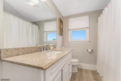 29 Stewartsville Rd, Franklin Township, NJ 08886 - Photo 23