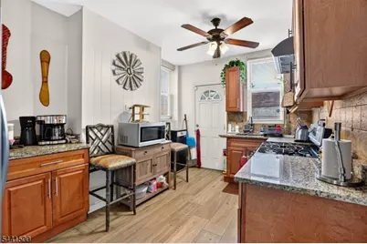 630 Madison Ave, Paterson, NJ 07514 - Photo 11