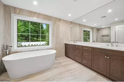 67 Myrtle Ave, Millburn, NJ 07041 - Photo 5
