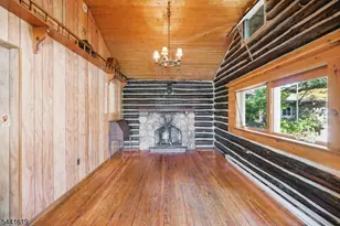 16 Allegheny Ave, West Milford, NJ 07480 - Photo 9