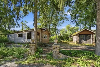 16 Allegheny Ave, West Milford, NJ 07480 - Photo 17