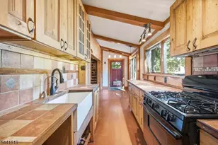 16 Allegheny Ave, West Milford, NJ 07480 - Photo 5