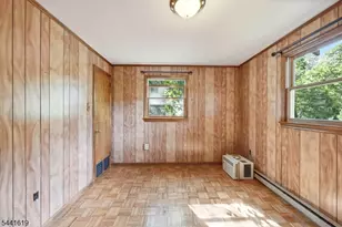 16 Allegheny Ave, West Milford, NJ 07480 - Photo 15
