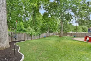 19 Glenview Dr, West Orange Township, NJ 07052 - Photo 21