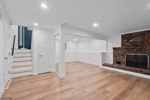 13 Chickadee Rd, Mount Olive, NJ 07828 - Photo 31