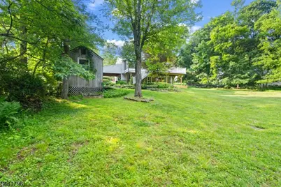 13 Chickadee Rd, Mount Olive, NJ 07828 - Photo 43