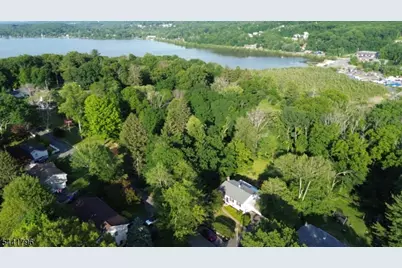 13 Chickadee Rd, Mount Olive, NJ 07828 - Photo 47