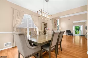 8 Cottage Pl, Branchburg Township, NJ 08876 - Photo 13