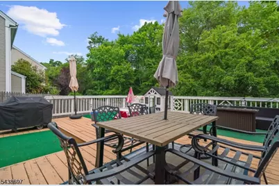 8 Cottage Pl, Branchburg Township, NJ 08876 - Photo 29