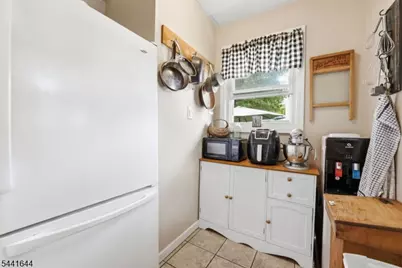 112 Grove Ave, Verona, NJ 07044 - Photo 9