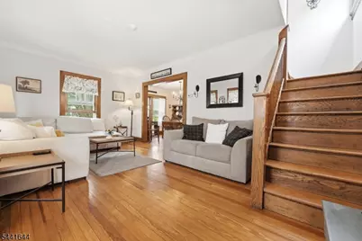 112 Grove Ave, Verona, NJ 07044 - Photo 5