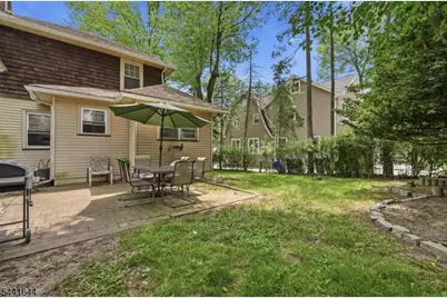112 Grove Ave, Verona, NJ 07044 - Photo 25