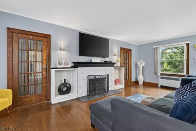 459 Twin Oaks Rd, Union Township, NJ 07083 - Photo 11