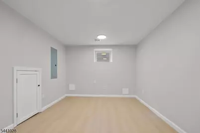 35 W End Ave, Newark, NJ 07106 - Photo 33