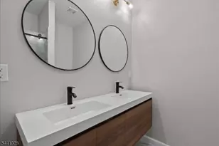 35 West End Ave, Newark, NJ 07106 - Photo 31