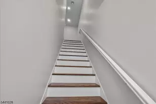 35 West End Ave, Newark, NJ 07106 - Photo 19