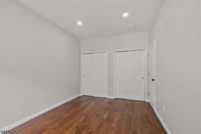 35 W End Ave, Newark, NJ 07106 - Photo 15