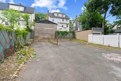 35 W End Ave, Newark, NJ 07106 - Photo 41