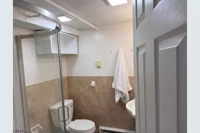 236 Alexander St, Newark, NJ 07106 - Photo 15