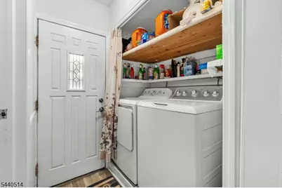 77 Pacific Blvd, Old Bridge Township, NJ 07735 - Photo 15