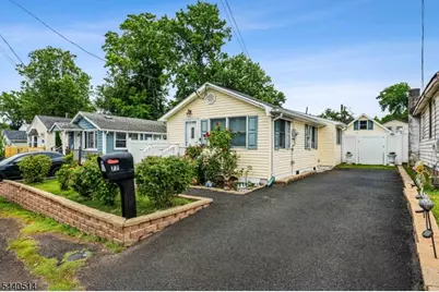 77 Pacific Blvd, Old Bridge Township, NJ 07735 - Photo 3