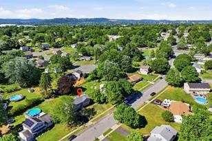 44 Stonehenge Dr, Lopatcong Township, NJ 08865 - Photo 5