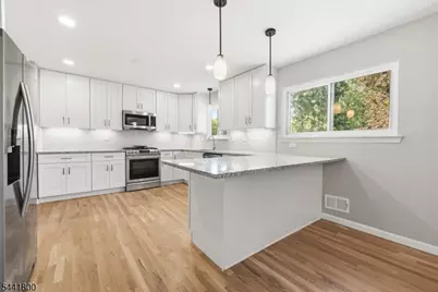 44 Stonehenge Dr, Lopatcong Township, NJ 08865 - Photo 15