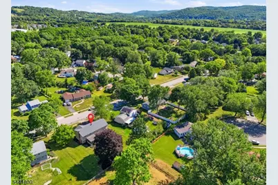 44 Stonehenge Dr, Lopatcong Township, NJ 08865 - Photo 7