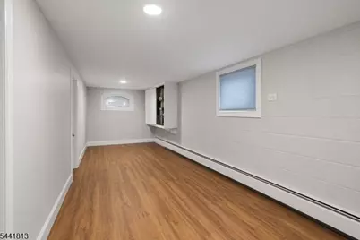 18 Stevens Ave, Jersey City, NJ 07305 - Photo 23