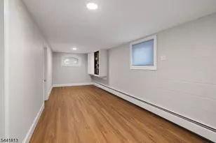 18 Stevens Ave, Jersey City, NJ 07305 - Photo 23