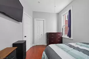 18 Stevens Ave, Jersey City, NJ 07305 - Photo 19