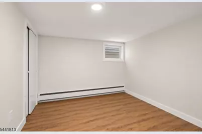 18 Stevens Ave, Jersey City, NJ 07305 - Photo 25