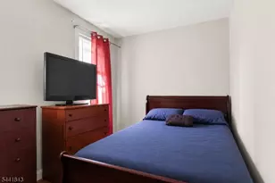 18 Stevens Ave, Jersey City, NJ 07305 - Photo 7