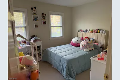 23 Kearney Ter, Livingston, NJ 07039 - Photo 9