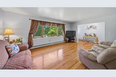 10 Rita Ln, Jefferson Township, NJ 07438 - Photo 9