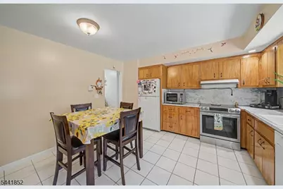 10 Rita Ln, Jefferson Township, NJ 07438 - Photo 13