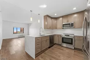 1 Carriage City Plz, Rahway, NJ 07065 - Photo 5