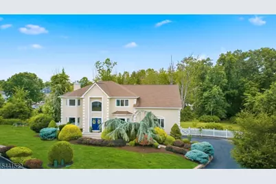 15 Nicki Ct, Parsippany, NJ 07054 - Photo 1