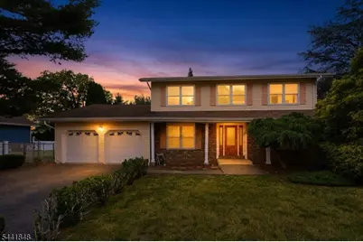 28 Amherst Ct, Wayne Twp., NJ 07470 - Photo 1