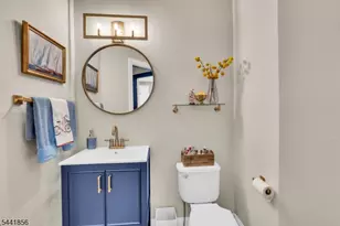29 Crownview Ct, Sparta Township, NJ 07871 - Photo 15