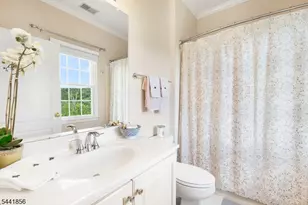29 Crownview Ct, Sparta Township, NJ 07871 - Photo 27