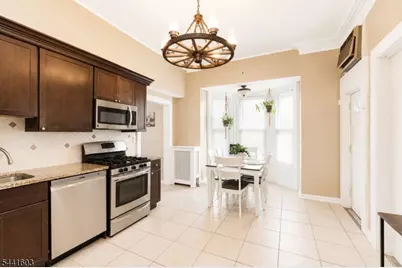 725 Chestnut St, Roselle Park, NJ 07204 - Photo 9