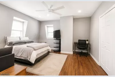 725 Chestnut St, Roselle Park, NJ 07204 - Photo 35