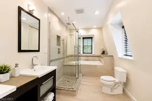 725 Chestnut St, Roselle Park, NJ 07204 - Photo 39