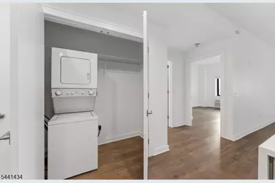 1 Carriage City Plz #807, Rahway, NJ 07065 - Photo 11