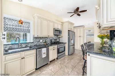 2 Canal St, Vernon Twp., NJ 07422 - Photo 5