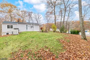 2 Canal St, Vernon Twp., NJ 07422 - Photo 29